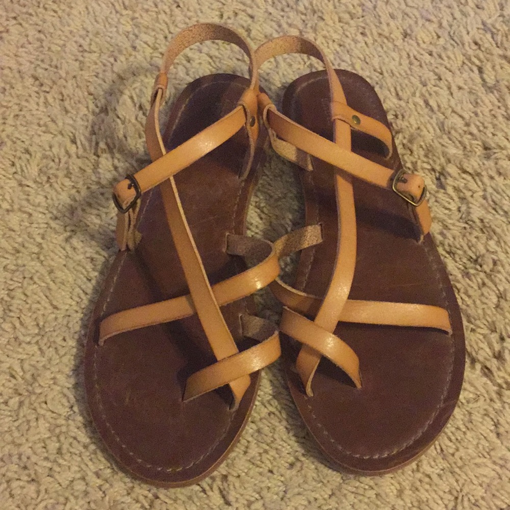 Women’s Mossimo tan sandals, size 8
